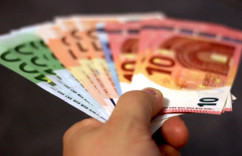 Hausse des tarifs : combien cela va-t-il vraiment vous coûter ?