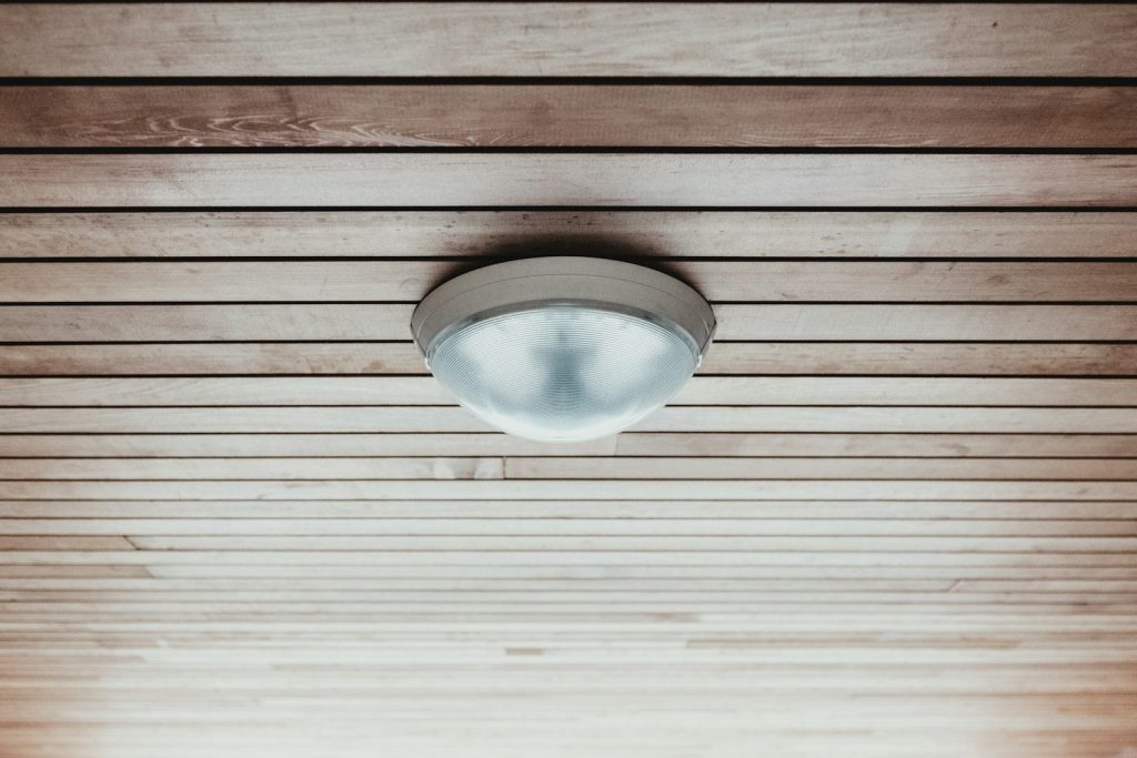 Comparatif détecteurs de fumée connectés pour maison