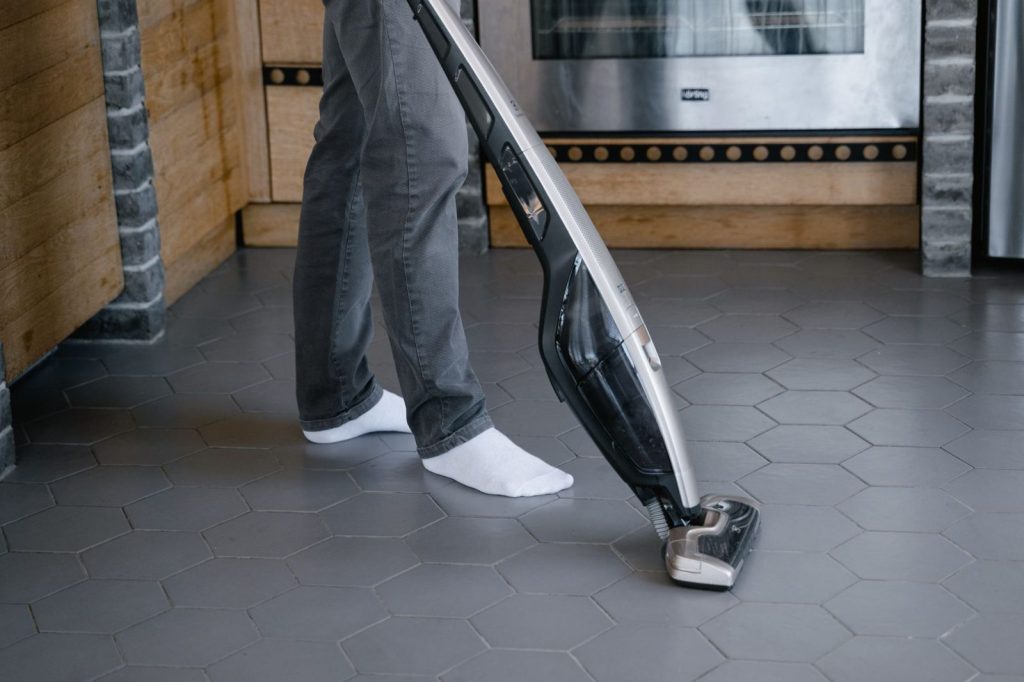 Avis aspirateur balai Xiaomi : bon rapport puissance/accessoires