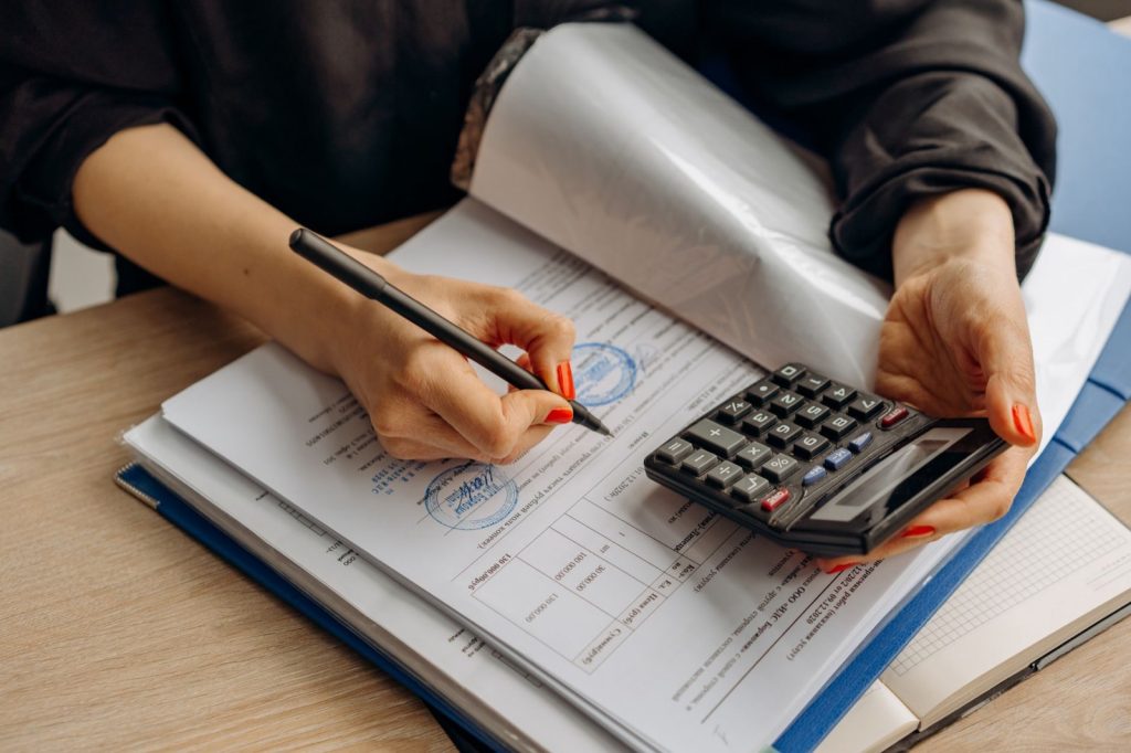 Assurance auto résilié non-paiement : comment comparer sans se piéger